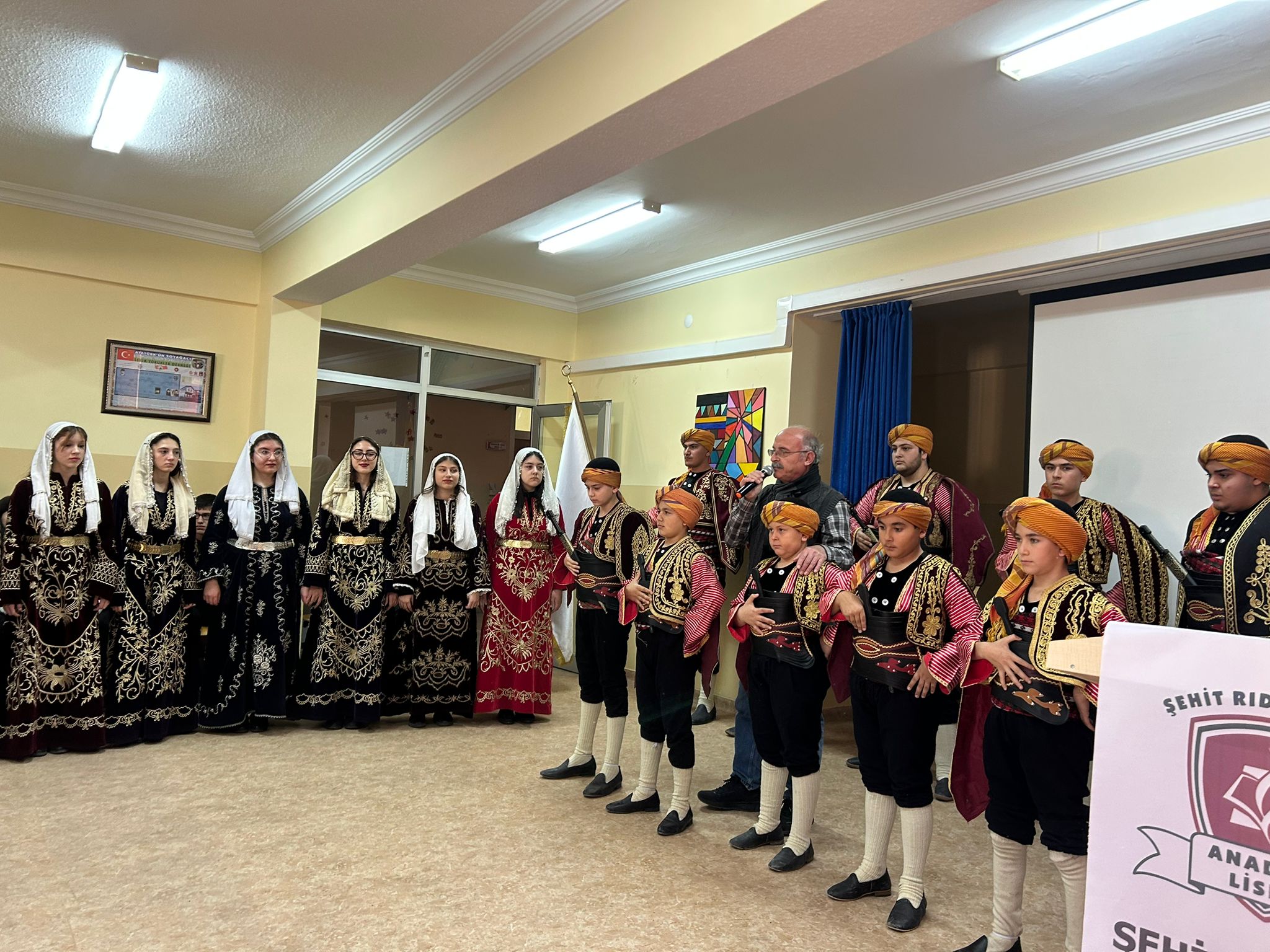Ayaşta öğrencilere  (6)