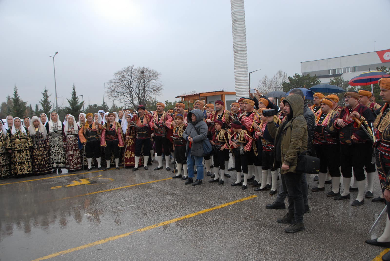 BAYRAK TÖREN İ (4)