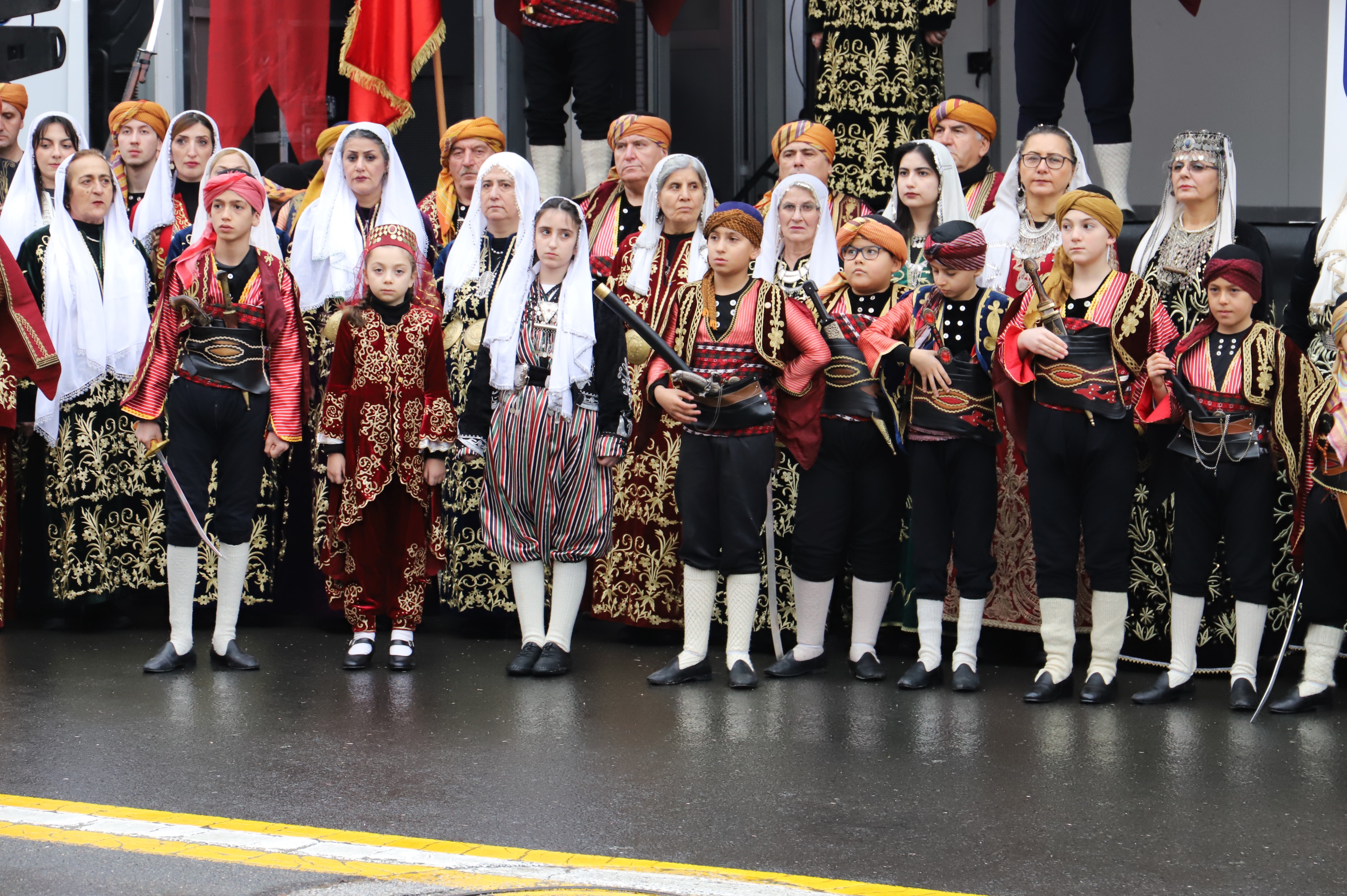 Dikmen’de  (34)